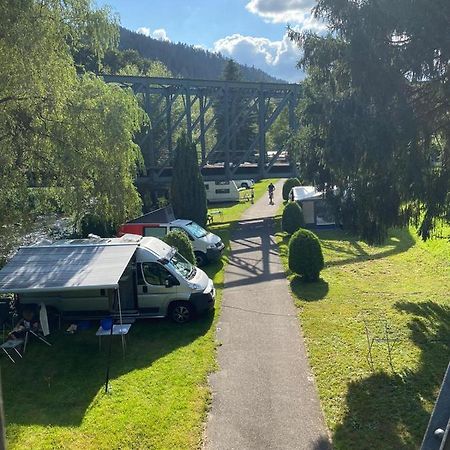 Camping Wohnwagen Standard Schiltach Eksteriør billede