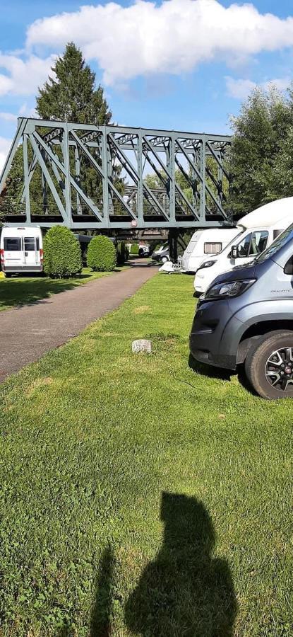 Camping Wohnwagen Standard Schiltach Eksteriør billede